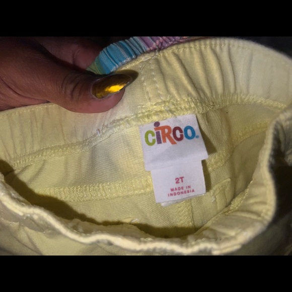 Lot of 2T & 3T shorts - Picture 3 of 3